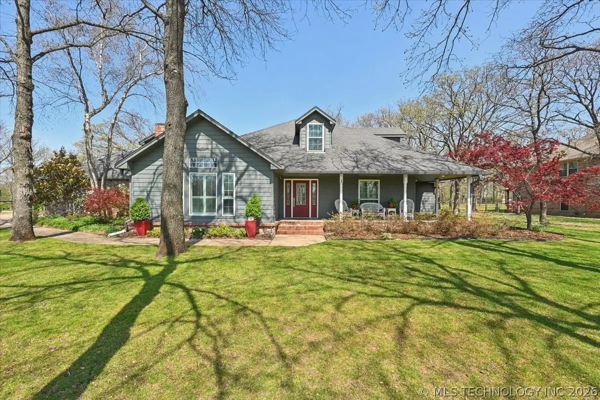 4315 W 88th Street S, Tulsa, OK 74132 - #1