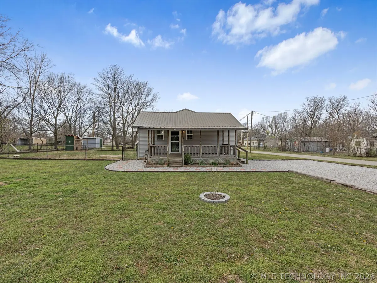 806 S Hickory Street, Nowata, OK 74048 - #1