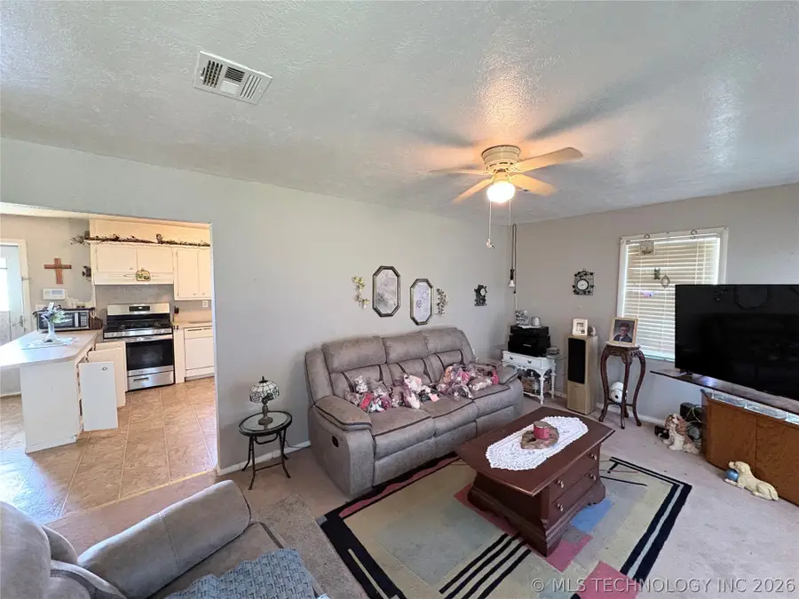 101 W Paul, Allen, OK 74825 - #2