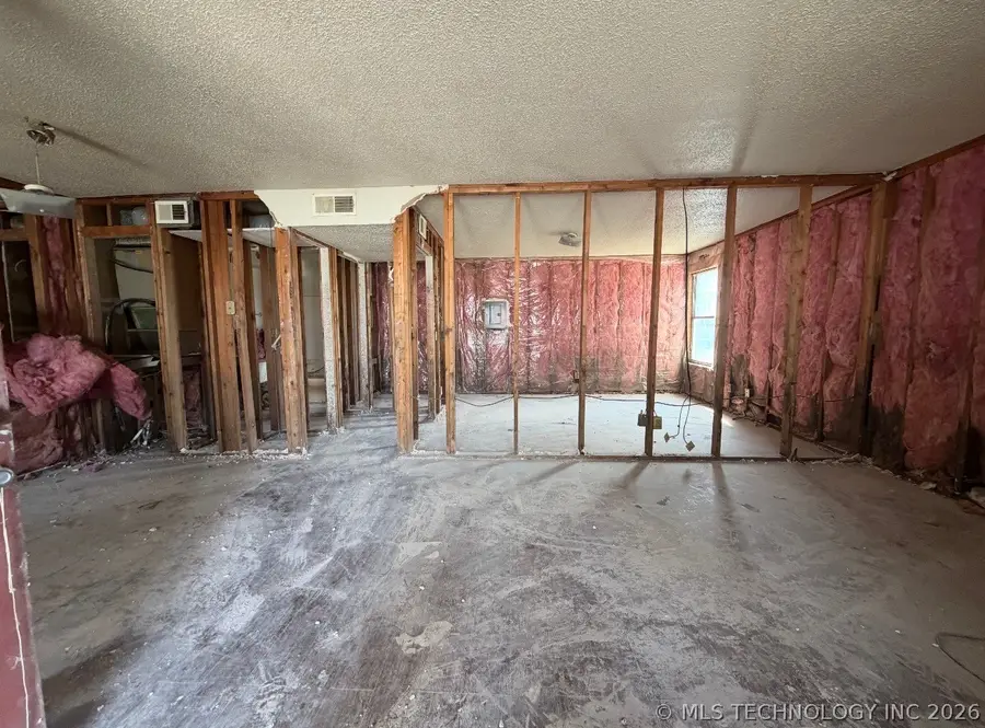 100 W Oak, Webbers Falls, OK 74470 - #3