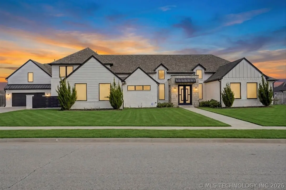 6685 E 128th Street, Bixby, OK 74008 - #1