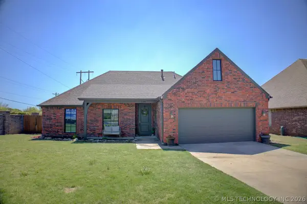 12808 E 69th Street, Owasso, OK 74055