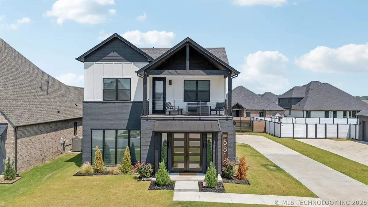 5813 E 126th Place S, Bixby, OK 74008 - #1