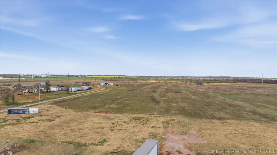 118 E Skeleton Road, South Garfield, OK 73773 - #3