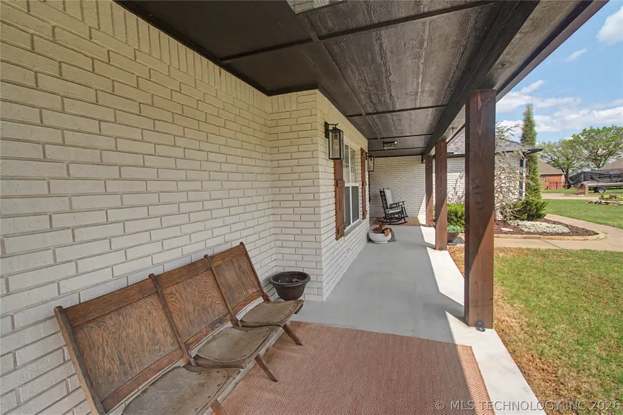 3806 Club View Drive, Muskogee, OK 74403 - #3