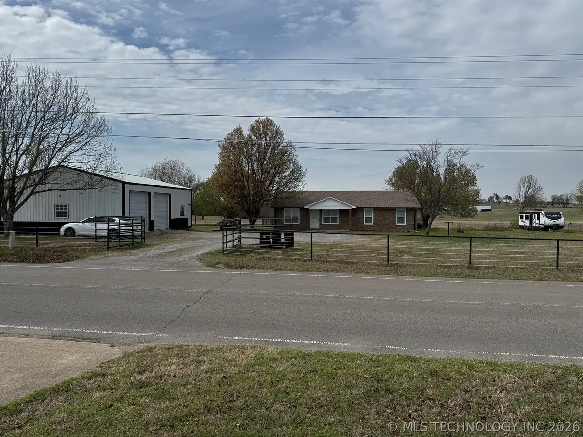 15593 N Bryant Road, Tahlequah, OK 74464 - #1