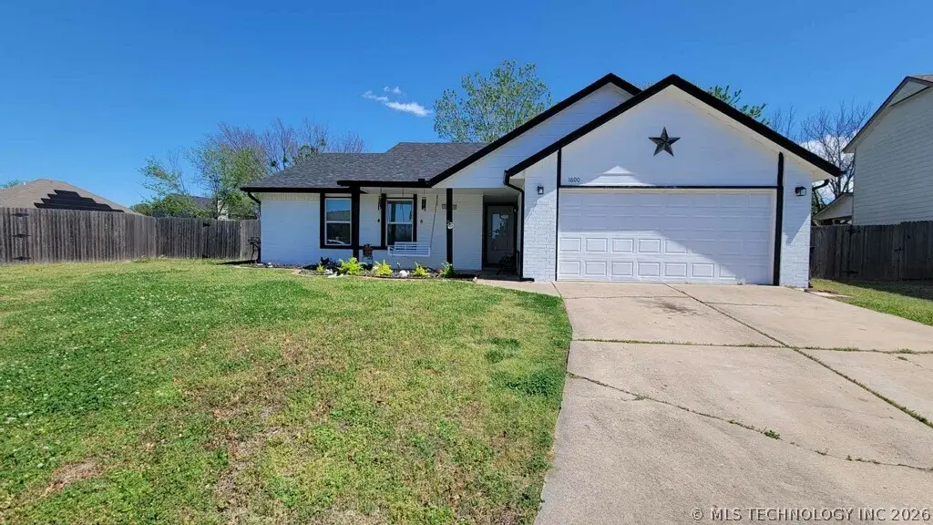 1600 W Edgewater Place, Broken Arrow, OK 74012 - #1