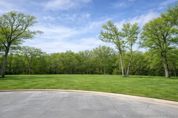 11322 S Tyler Court, Jenks, OK 74037