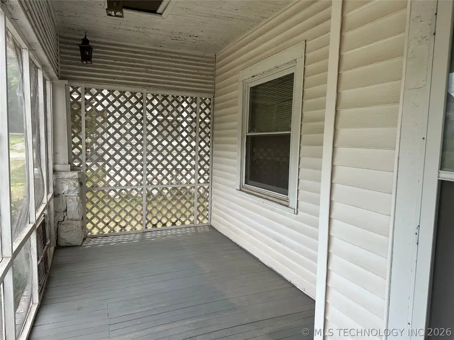 814 S Severs Street, Okmulgee, OK 74447 - #2