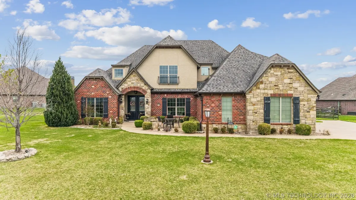 6381 N Locust Lane, Owasso, OK 74055 - #1