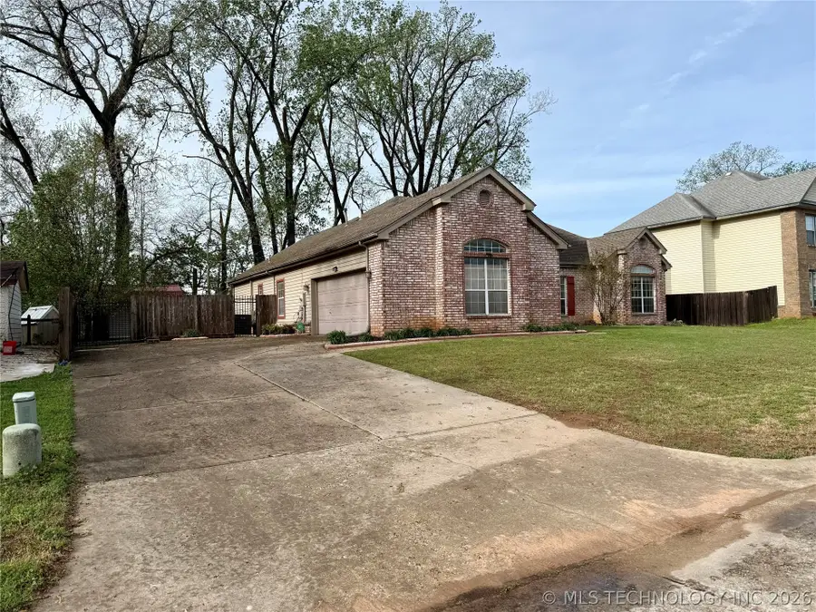 1409 W Quinton Street, Broken Arrow, OK 74011 - #2