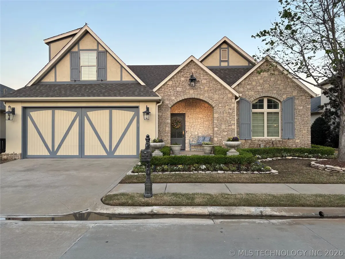 8405 S Olympia Avenue, Tulsa, OK 74132 - #1