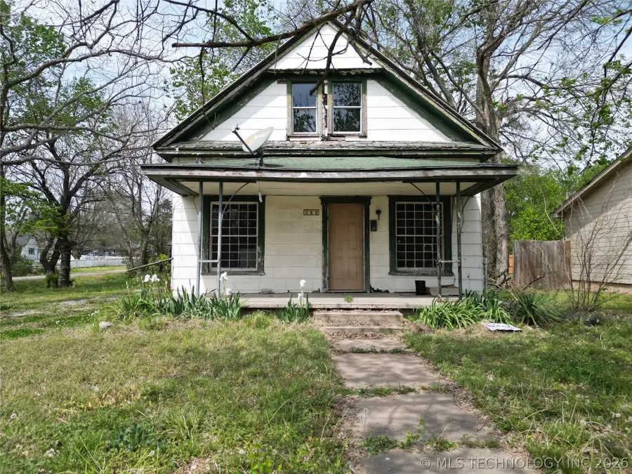 523 S Broadway, Holdenville, OK 74848 - #3