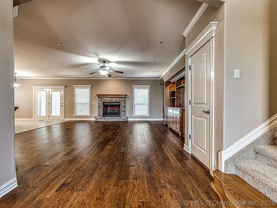 1204 W Fargo Lane, Broken Arrow, OK 74012 - #3