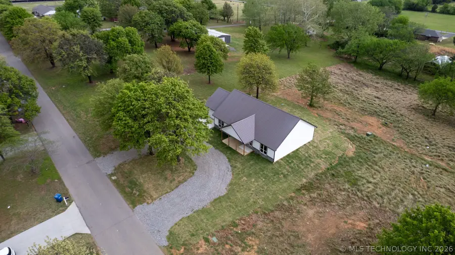 453 W 2nd Street, Silo, OK 74701 - #3