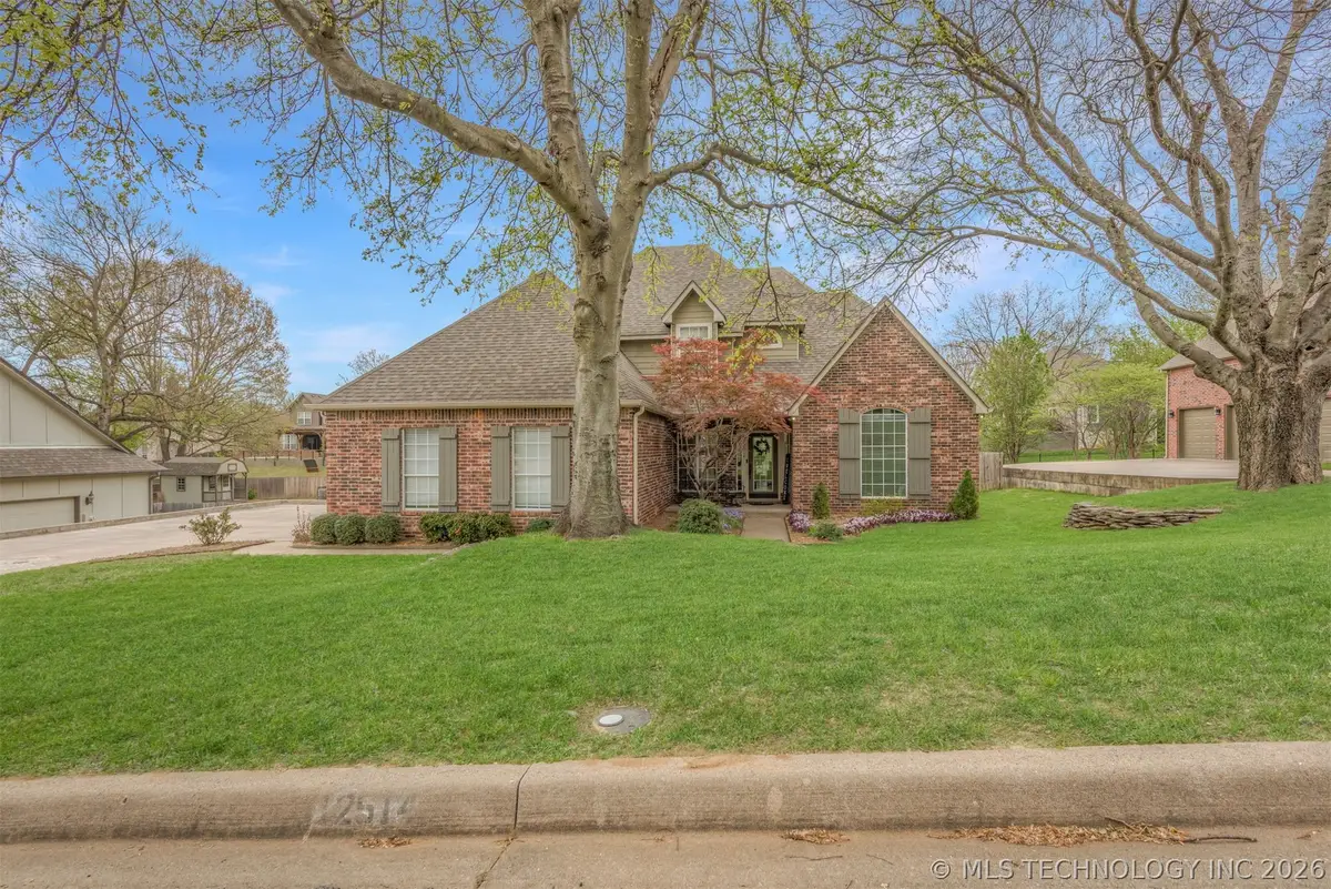 12514 S 18th Circle E, Jenks, OK 74037 - #1