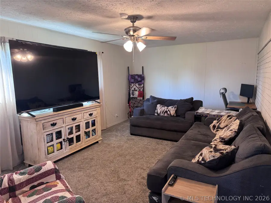 1303 W School Street, Claremore, OK 74017 - #2