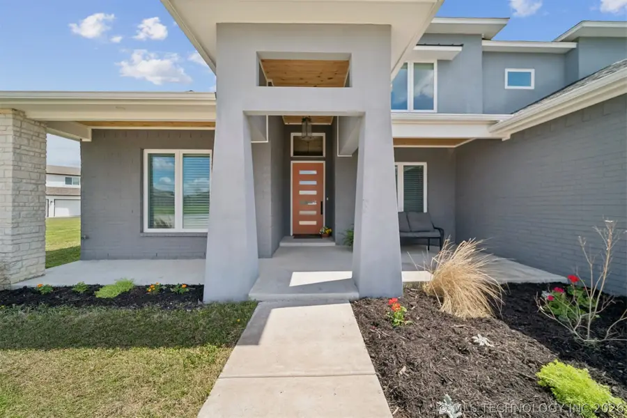 17243 S 21st East Avenue, Mounds, OK 74047 - #2