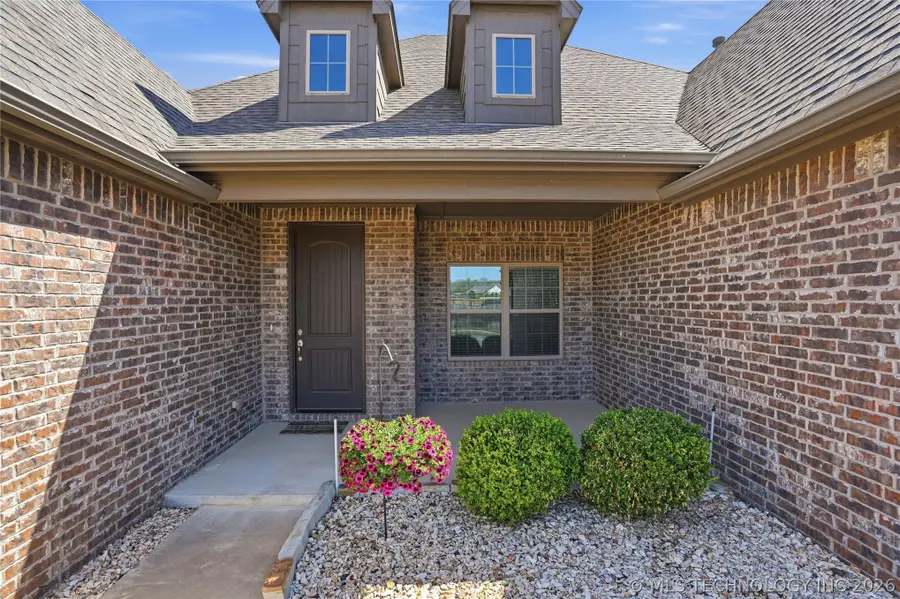 4003 S 14th Place, Broken Arrow, OK 74011 - #2