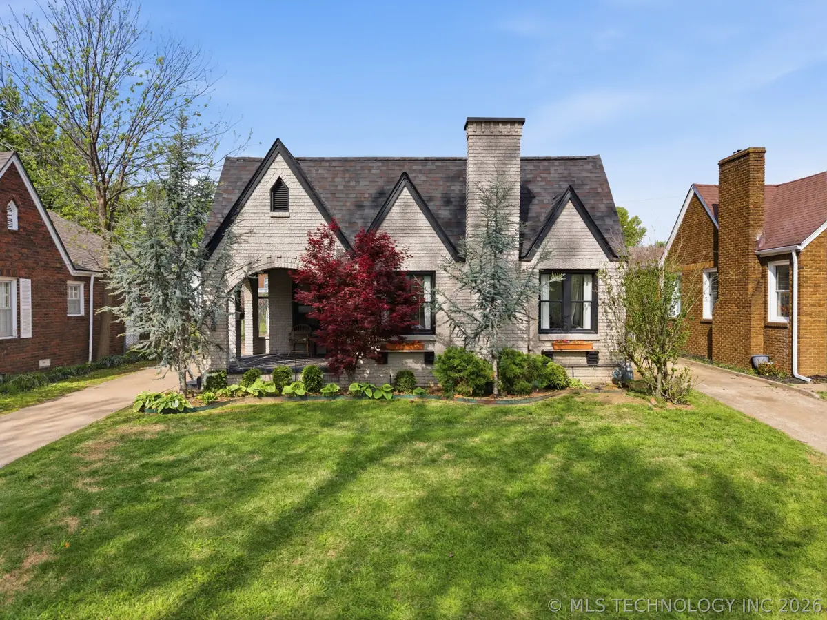 1228 S Knoxville Avenue, Tulsa, OK 74112 - #1