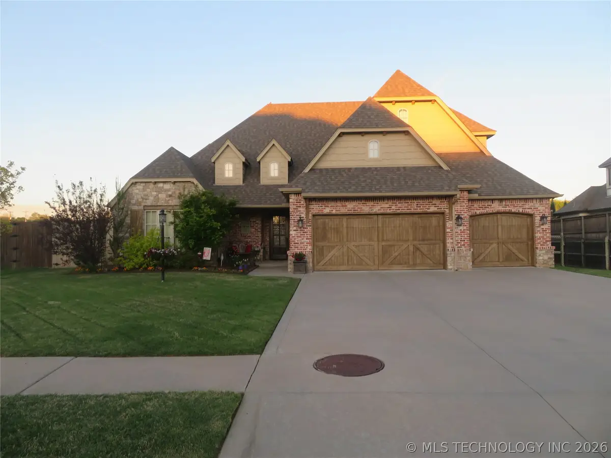 9505 N 144th East Avenue, Owasso, OK 74055 - #1