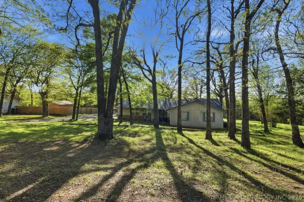 1981 S 70th E, Muskogee, OK 74403