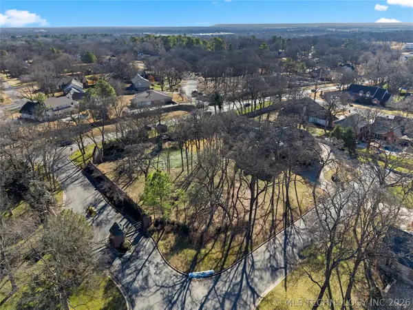 10507 S Oxford Avenue, Tulsa, OK 74137