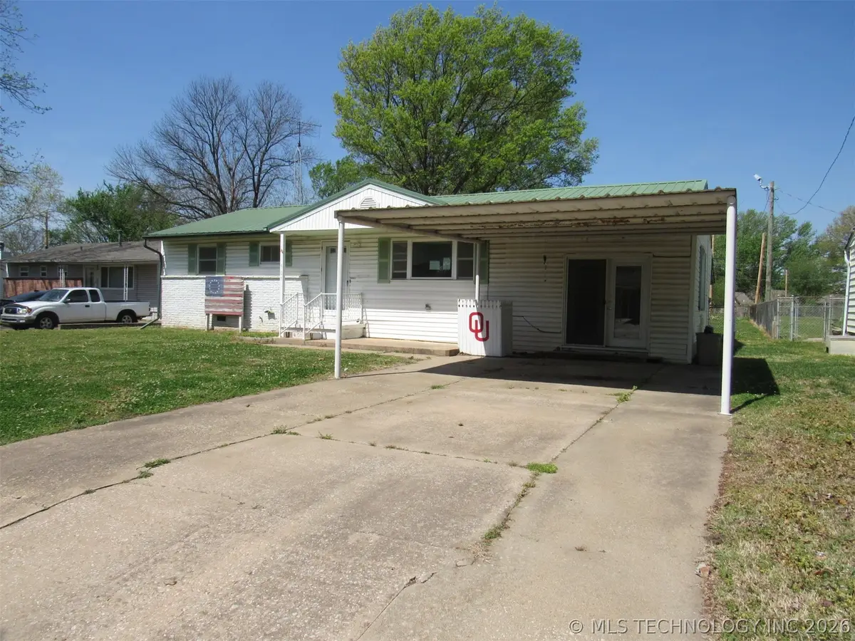 507 S Hamilton Avenue, Dewey, OK 74029 - #1