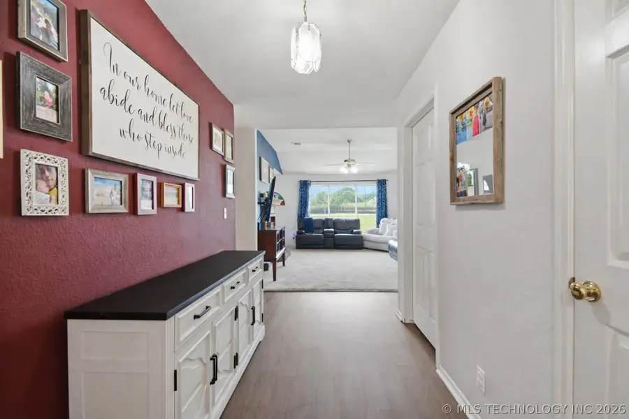 104 S Walnut Avenue, Broken Arrow, OK 74012 - #2