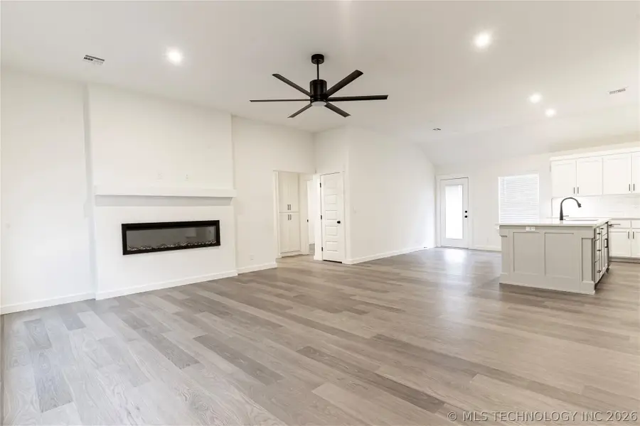 10887 S 271st East Avenue, Coweta, OK 74429 - #3