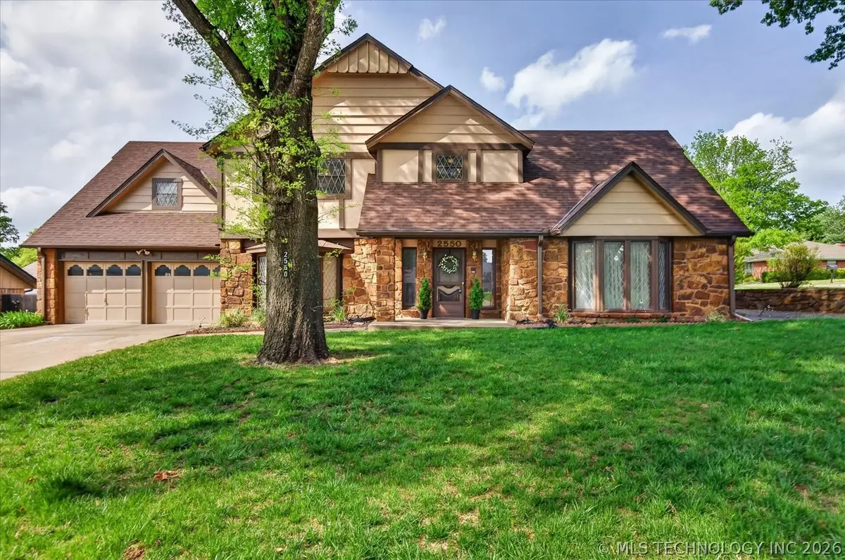 2550 Regency Road, Bartlesville, OK 74006 - #1