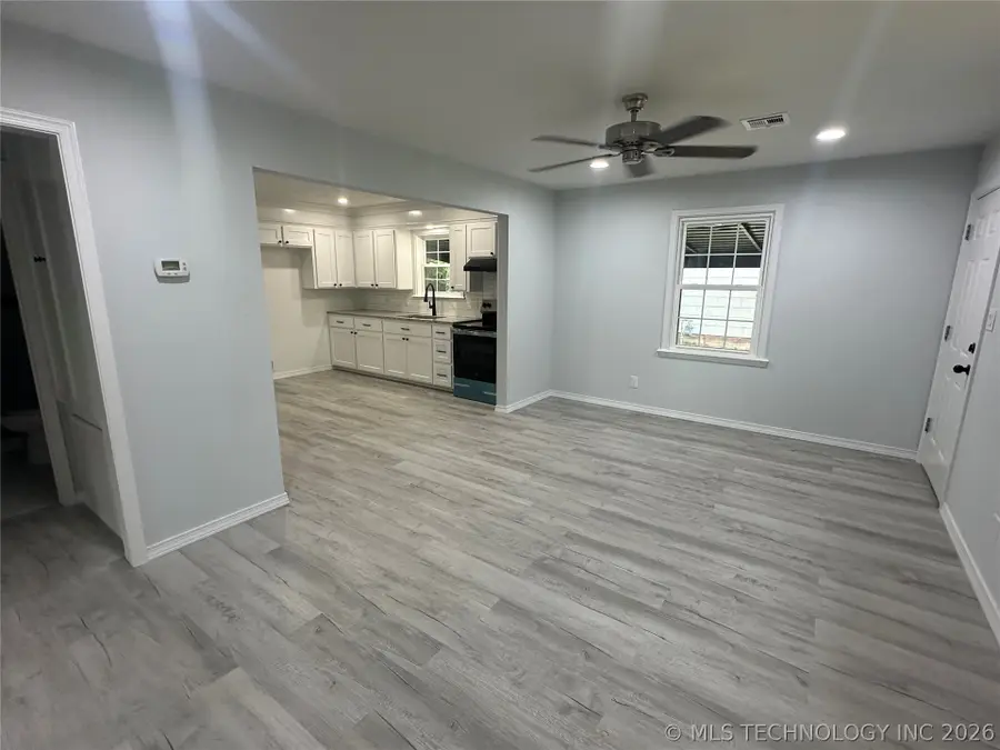 1111 Illinois Street, Muskogee, OK 74403 - #3