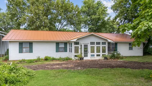 205 E Layton Street, Chelsea, OK 74016