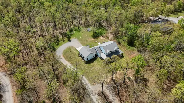 17773 W Stone Chapel Road, Tahlequah, OK 74464