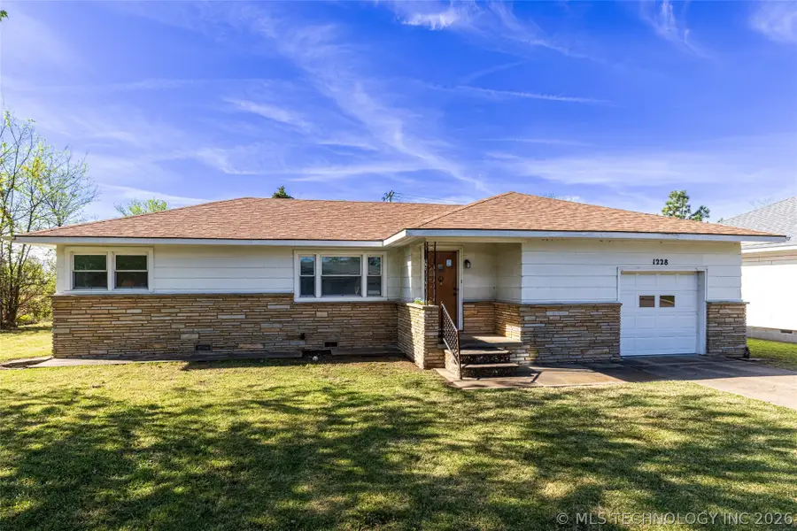 1228 SE Graham Court, Pryor, OK 74361 - #3