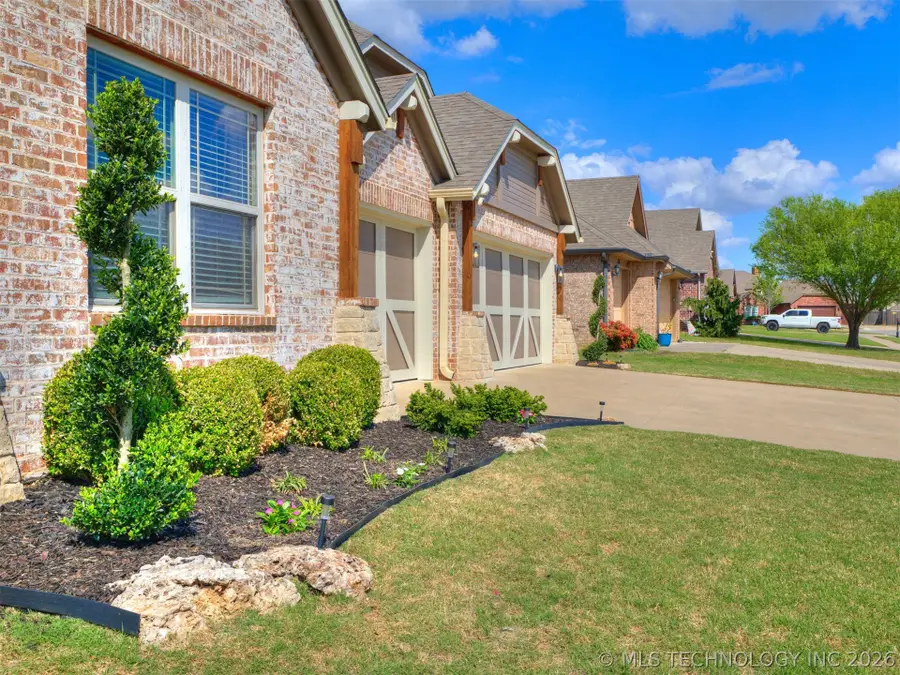 1309 E 135th Street S, Glenpool, OK 74033 - #2