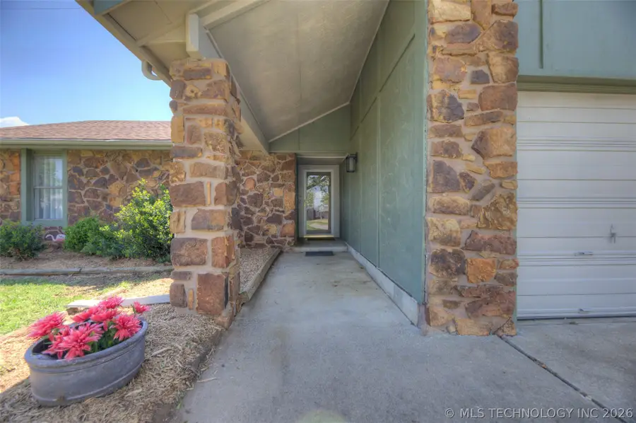 506 W Trinidad Drive, Sand Springs, OK 74063 - #2