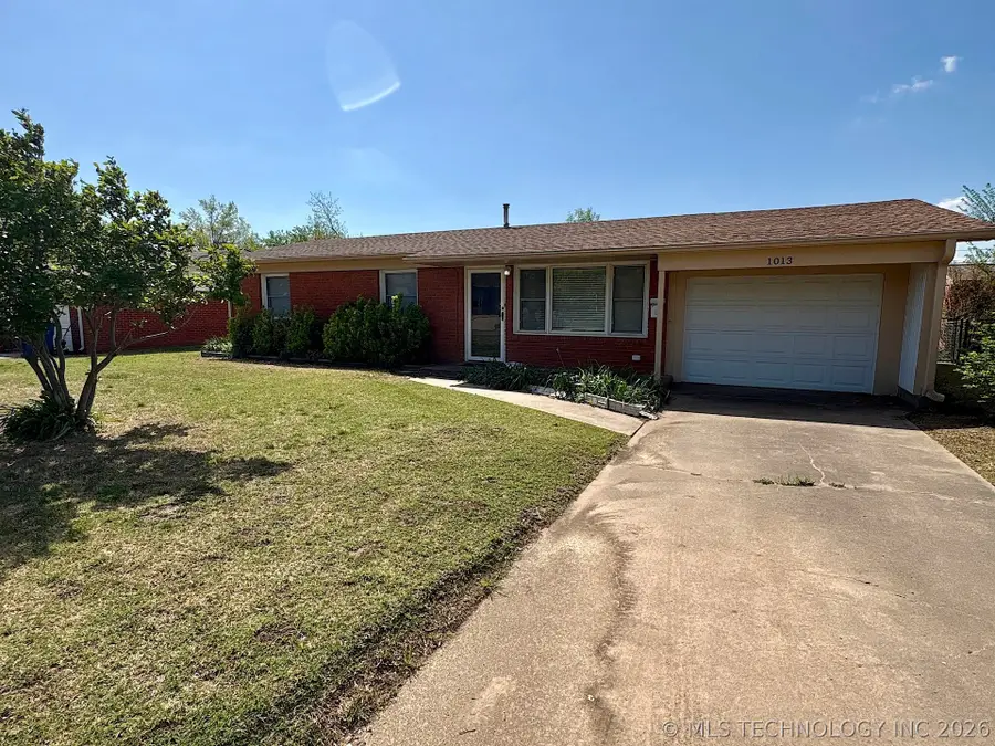 1013 E 10th Street, Cushing, OK 74023 - #2