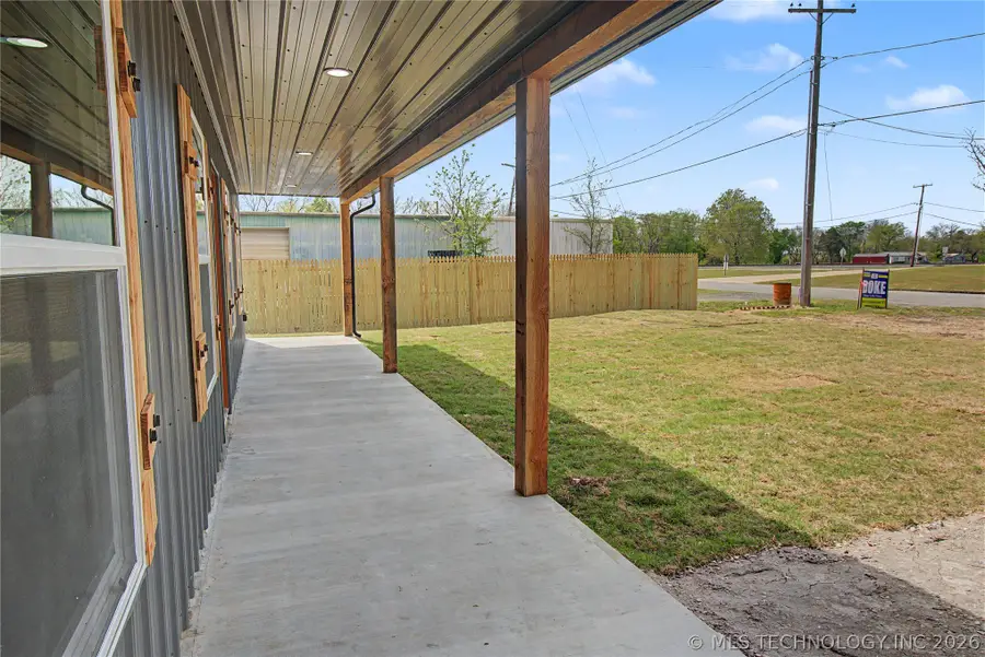 103 E Madden Avenue, Braggs, OK 74423 - #3
