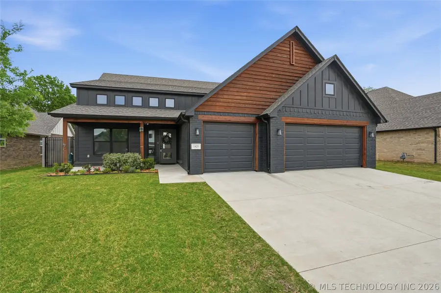 1421 N 72nd Street, Broken Arrow, OK 74014 - #2