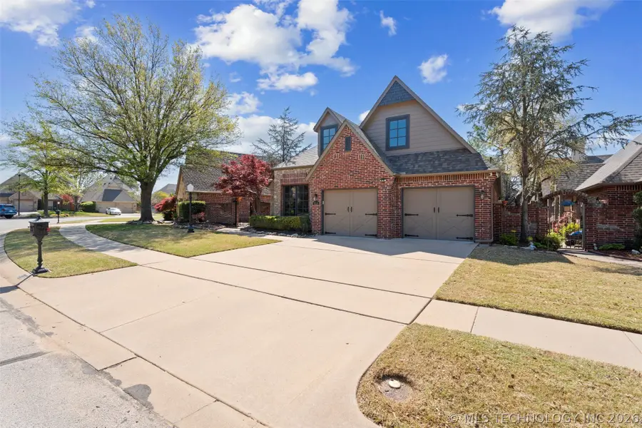 9114 N 100th Street E, Owasso, OK 74055 - #3
