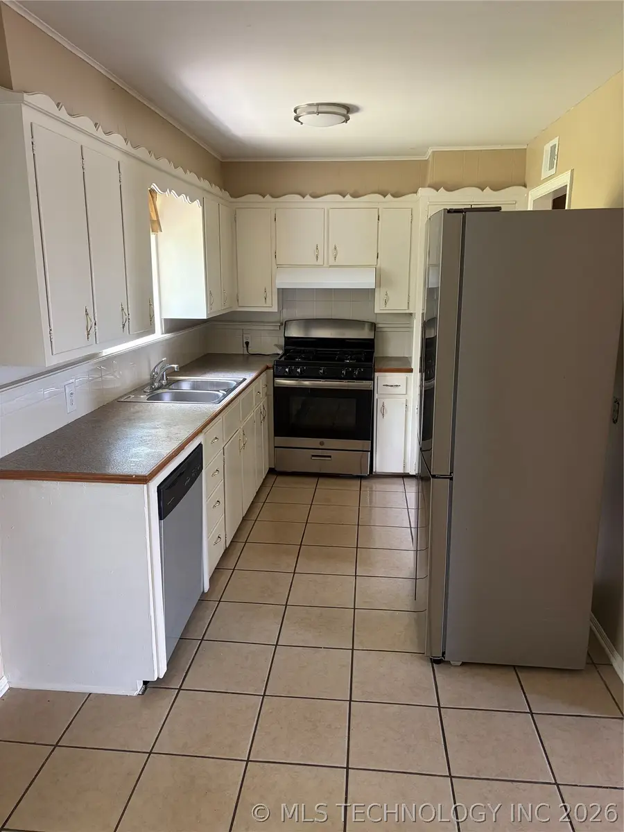 228 E Oklahoma Place, Tulsa, OK 74106 - #2