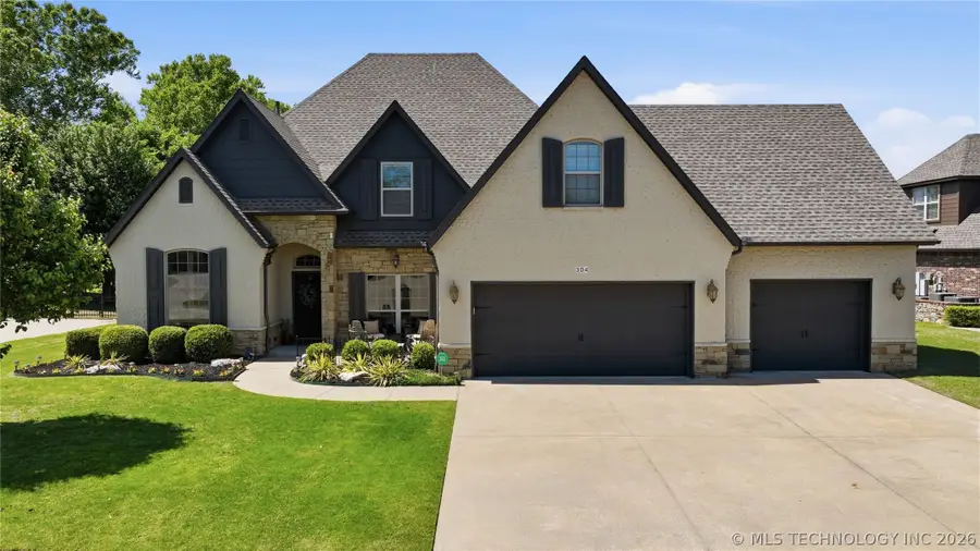 304 S 76th Street, Broken Arrow, OK 74014 - #2