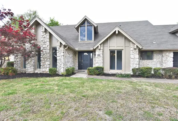 6924 S Knoxville Avenue, Tulsa, OK 74136