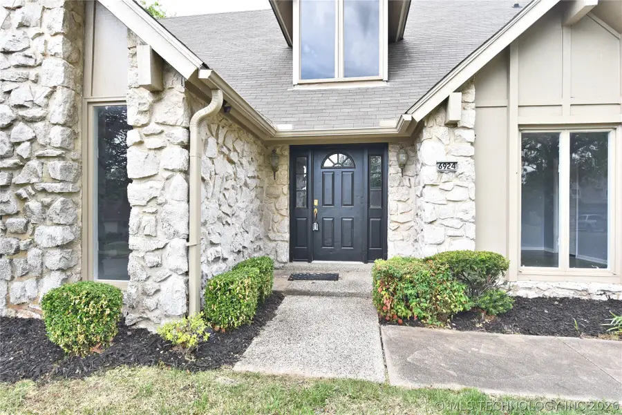 6924 S Knoxville Avenue, Tulsa, OK 74136 - #2