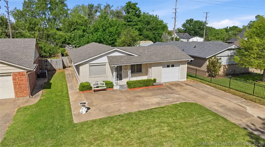 2324 S Nogales Avenue, Tulsa, OK 74107 - #2