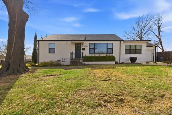 2446 S Gary Place, Tulsa, OK 74114