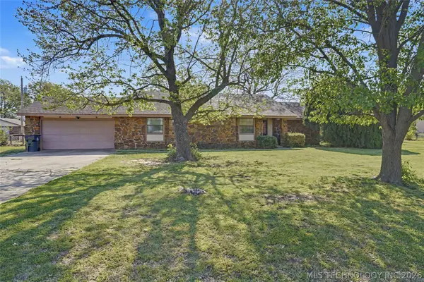 8217 N 165th Avenue, Owasso, OK 74055