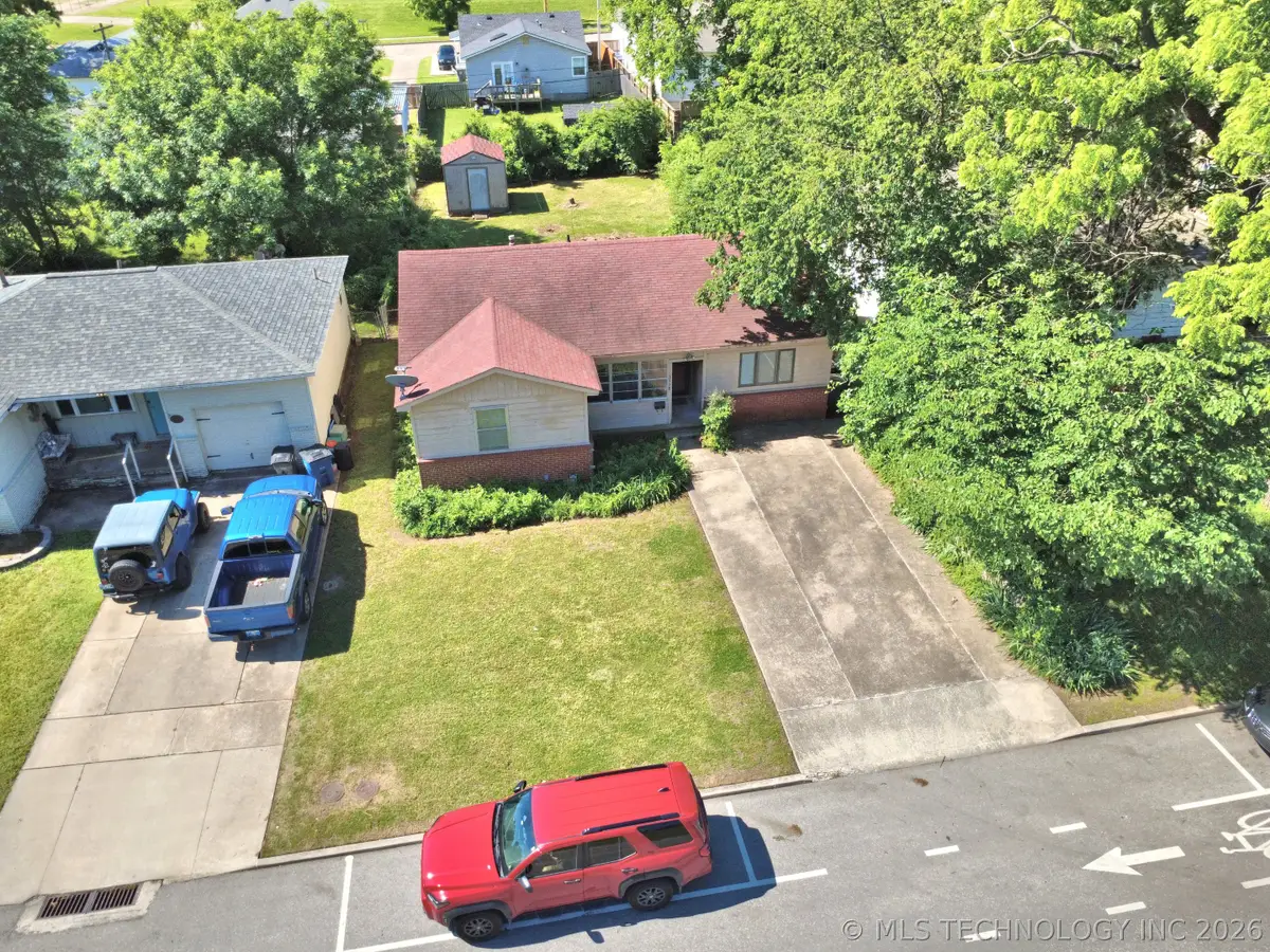 3528 E 4th Street S, Tulsa, OK 74112 - #1
