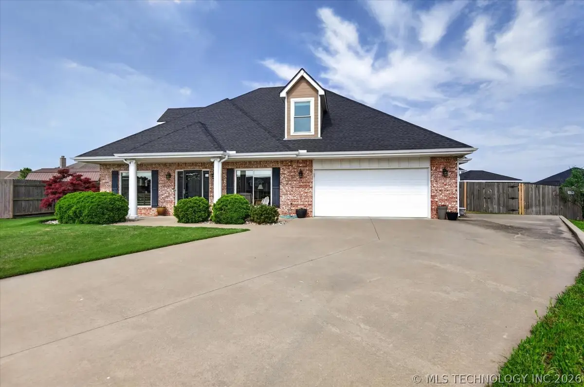 5637 Chickering Court, Bartlesville, OK 74006 - #1